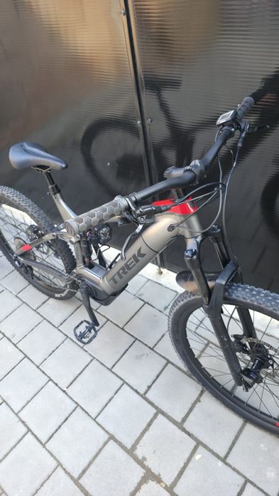 Bicicleta electrică Trek 27,5 cadrul L