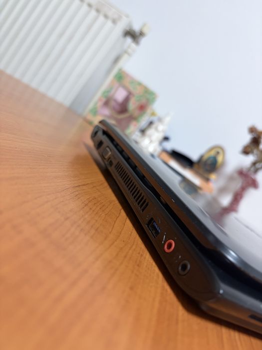 Laptop Sony SVE151E11M