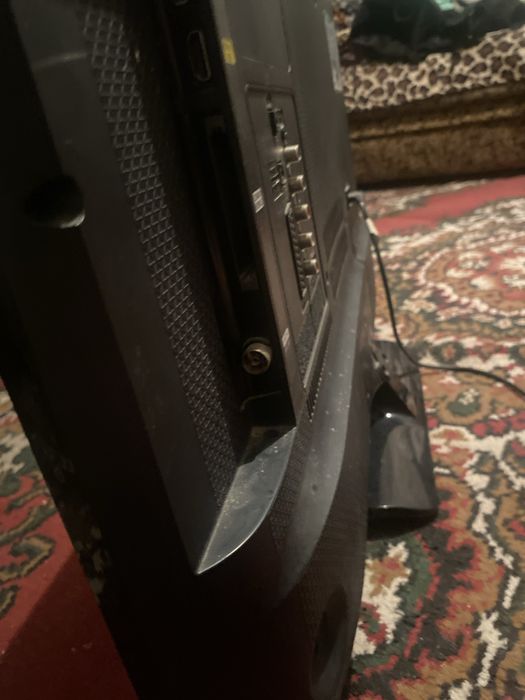 Продам телевизор SAMSUNG