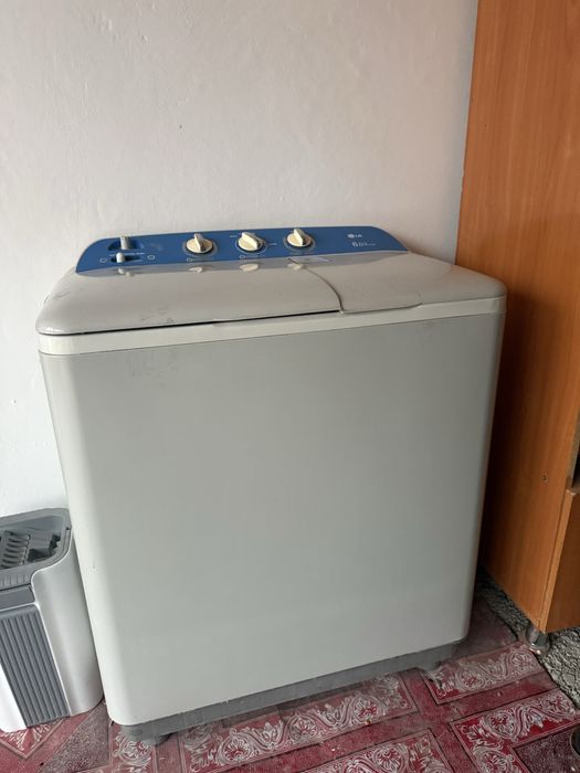 Полуавтомат стиральная машина, кір жуатын машина сатылады.