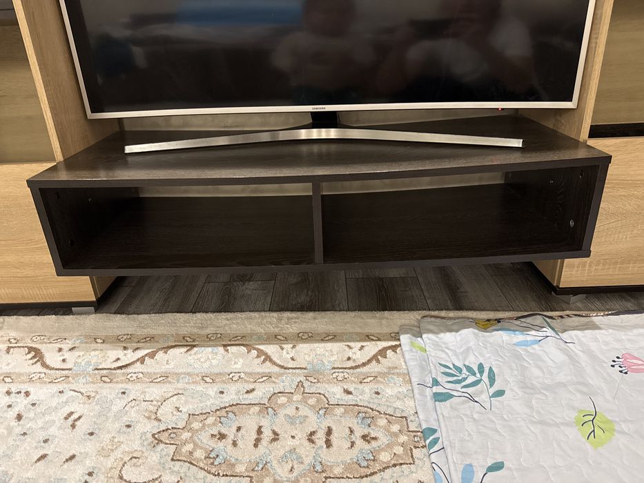 Тумба для телевизора