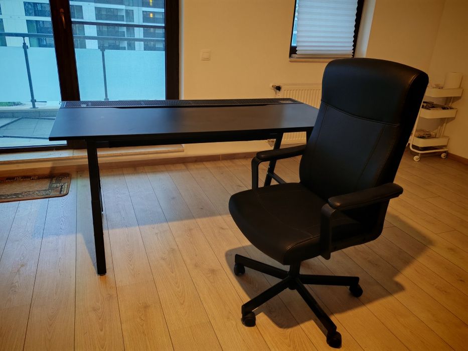Birou gaming & scaun birou IKEA