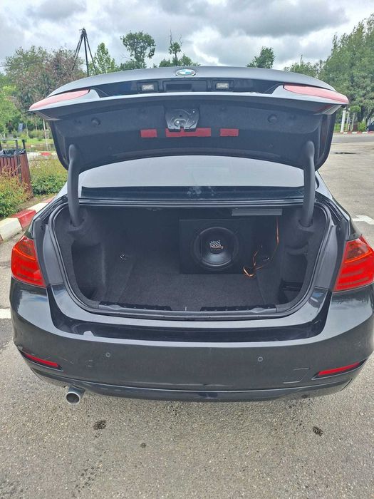 Vând BMW 320 anul 2014