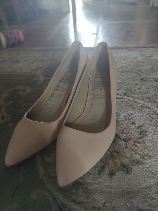 Продаю коллекцию женской летней обуви