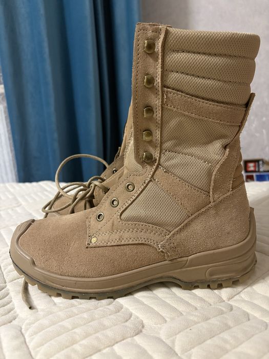 Новые берцы военный