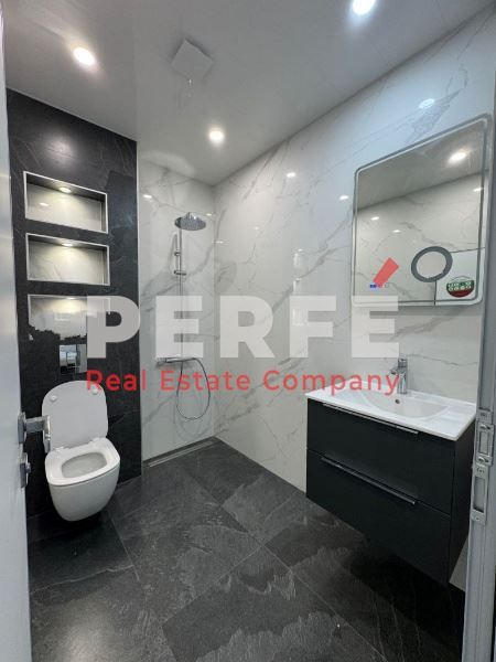 Продава се Тристаен апартамент в Обзор - 150 кв.м за 2334 €/кв.м - Снимка #8