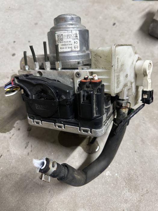 Pompa ABS Mazda CX-30 2.0 hybrid cod D42E 439A0A