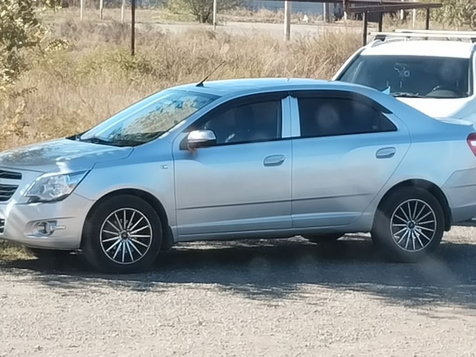 Продам Шевроле кобальт