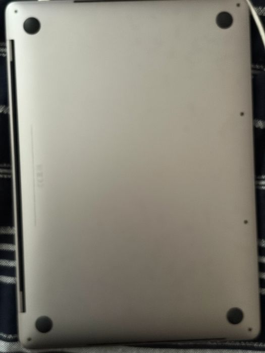 Macbook pro 13-inch,2020