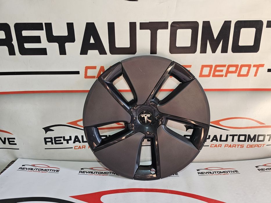 Capac janta 18 Tesla Model 3 cod 1044271-00-A