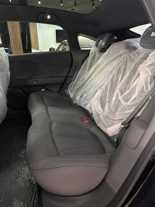 XPENG P7+ 2026 Model 1550 km gibrid Rasmiy sotuvda