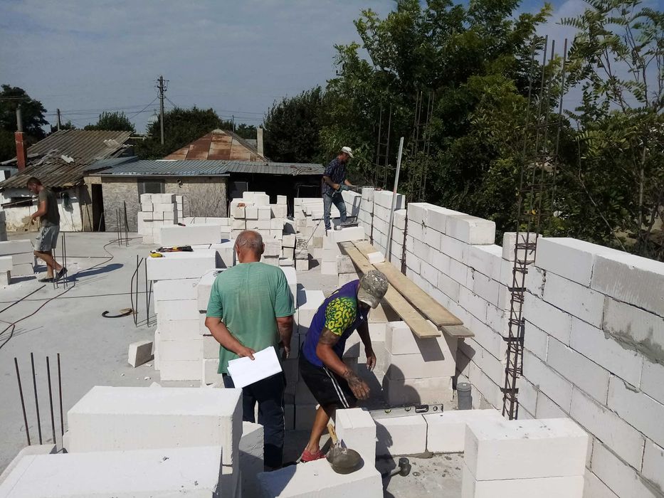 Constructii amenajări interioare exterioare