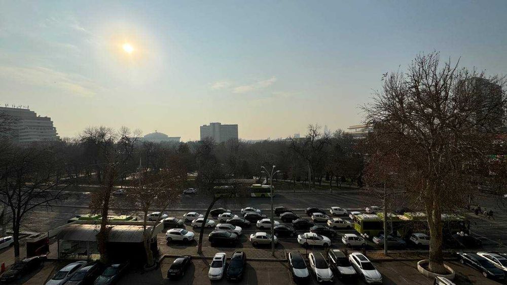 121м2, центр города, 5/5/9, бывший детский мир , 137.000 долл