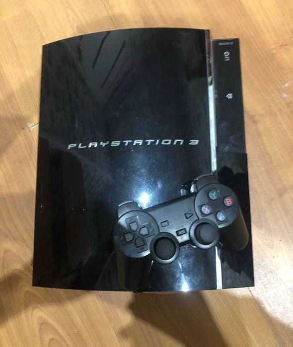 Продам игровую пс3