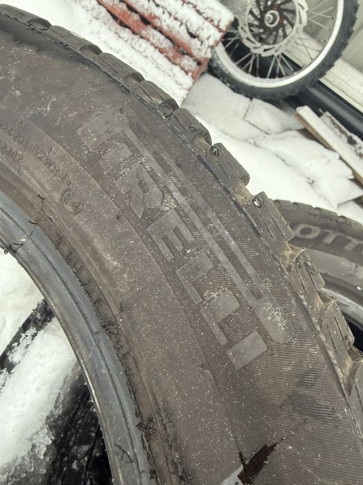 Anvelope de iarna 205/60 R16