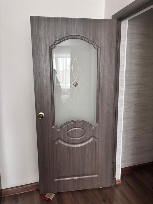 Продам межкомнатные двери