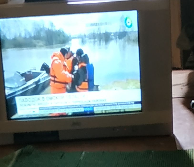 Продам телевизор JVC