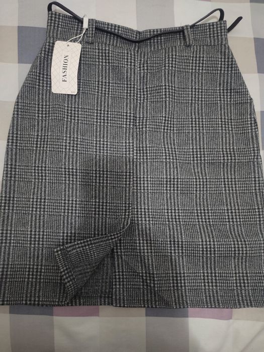 Продам юбку новую