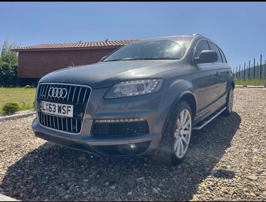 AUDI Q7