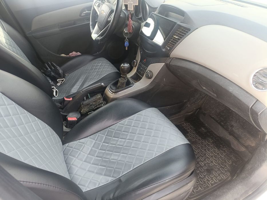 Продам Chevrolet Cruze