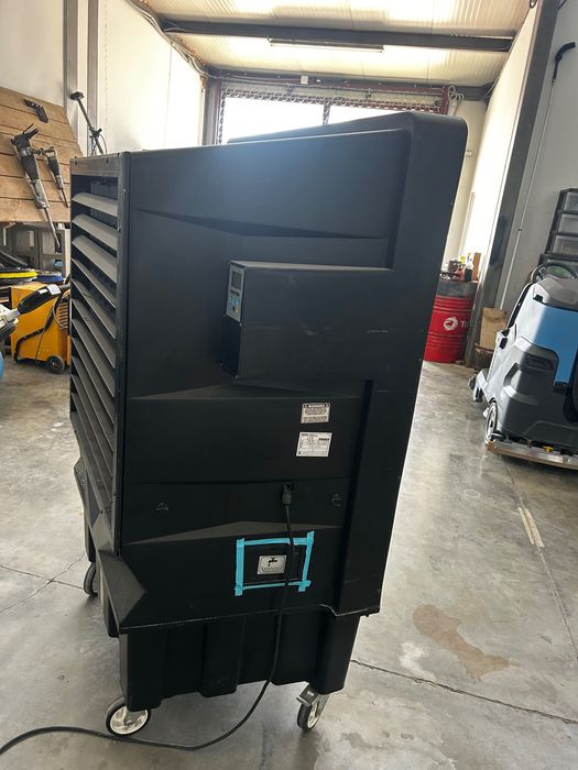 Мобилна климатик Master BC180