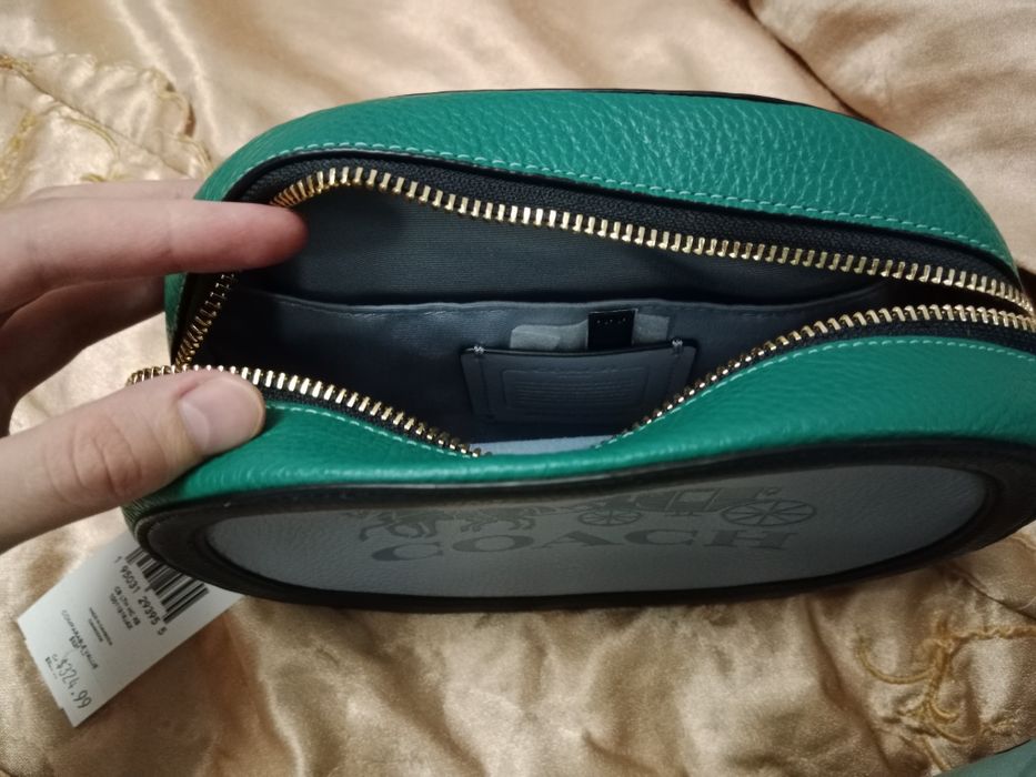 Продам бренд сумку Goach