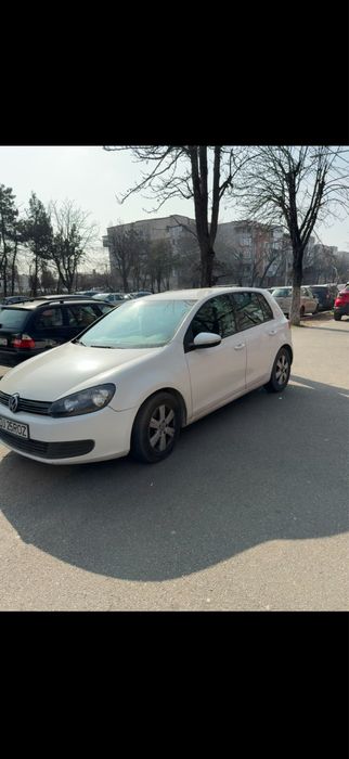 VOLKSWAGEN Golf 2010