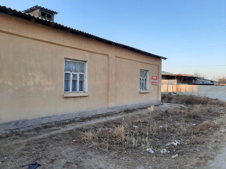 Жой зудлик билан сотилади