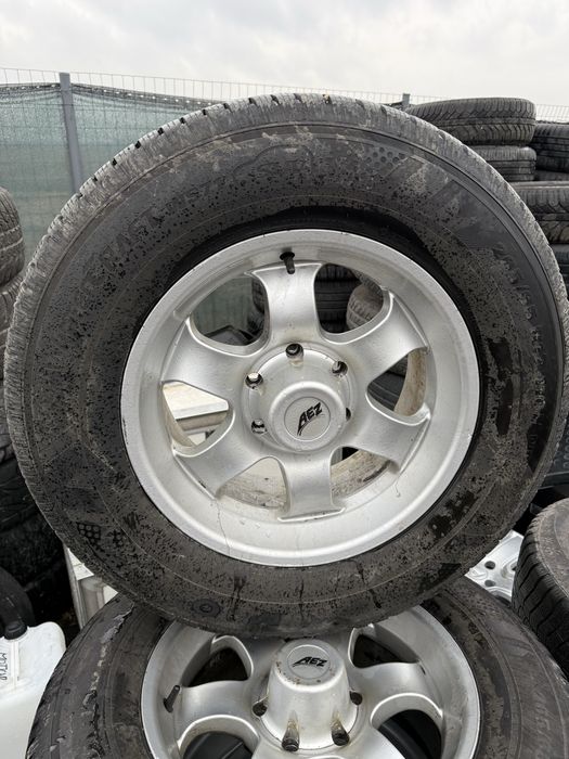 Set roti Jante Toyota Land cruiser Cauciucuri iarna 265 65 17 kumho