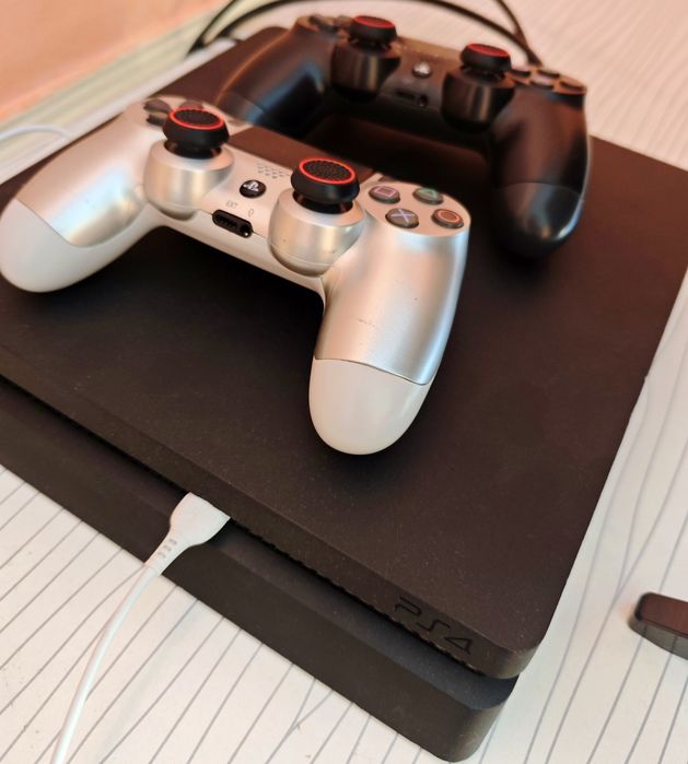 Playstation 4 Slim