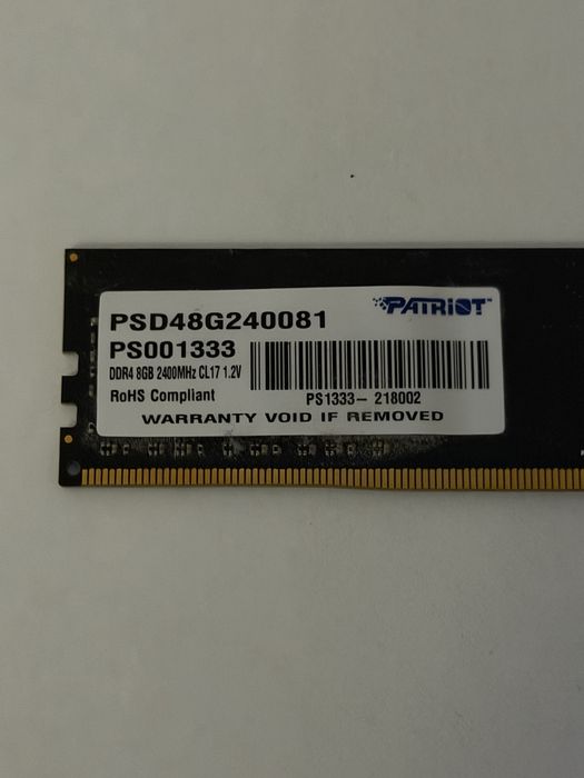RAM pentru PC (8 GB DDR4,DDR3)