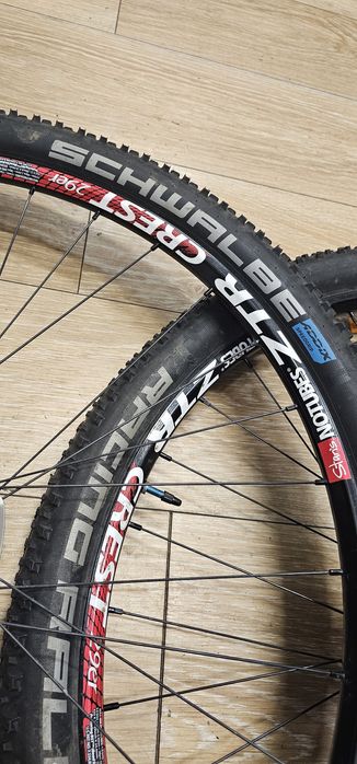 Set roti 29  butuci  DT 240 jante ZTR  Crest