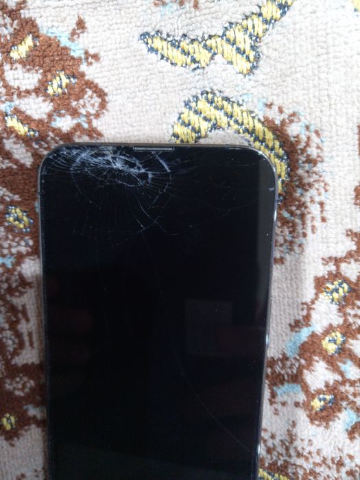 Продам Iphone 13 pro