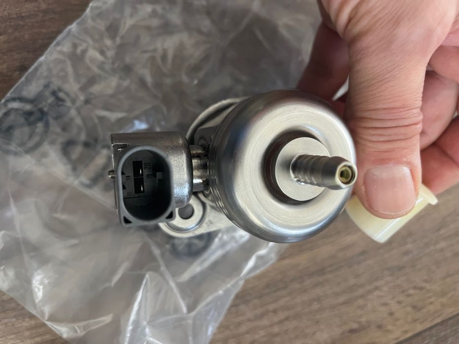 Бензинова помпа за голф7