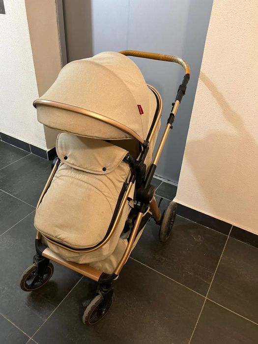 Продам коляску в хорошем состоянии