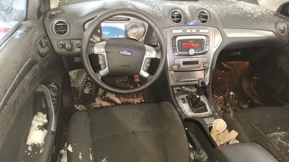 Vand capota,far,aripa Mondeo 4