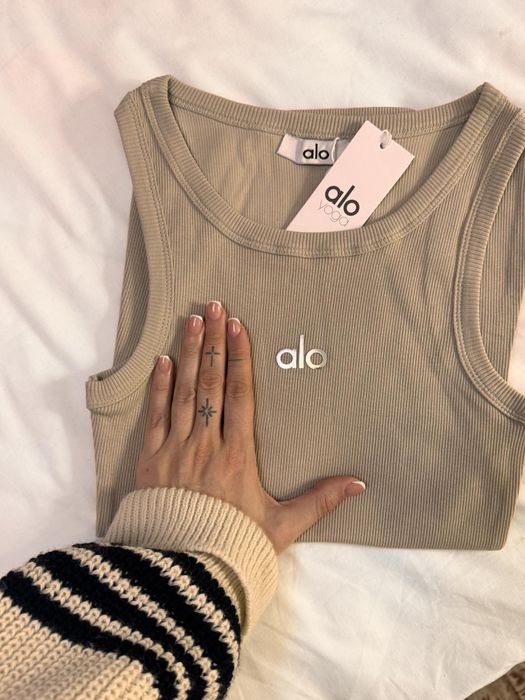 Crema цвят - Alo Потник