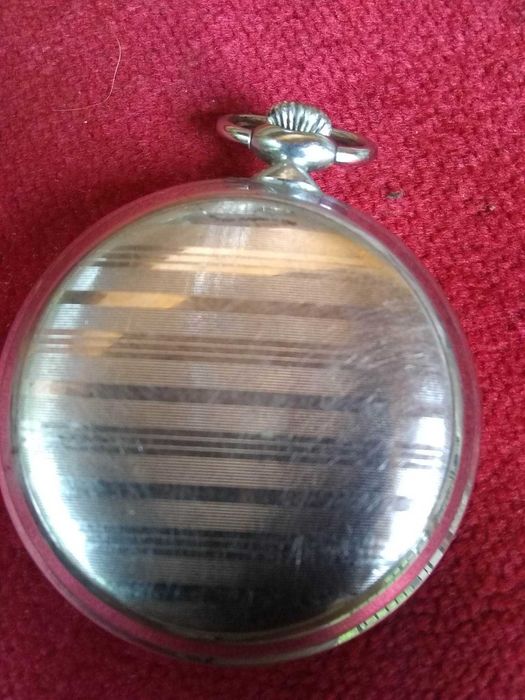 Часовник Raketa и Saturn