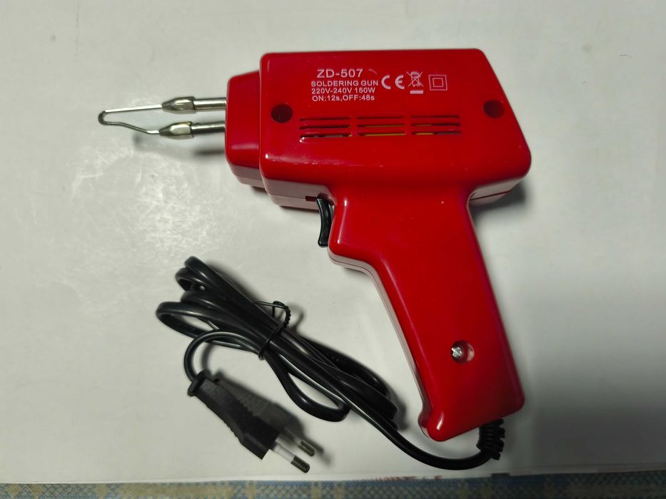 Pistol de lipit 150 W in cutie