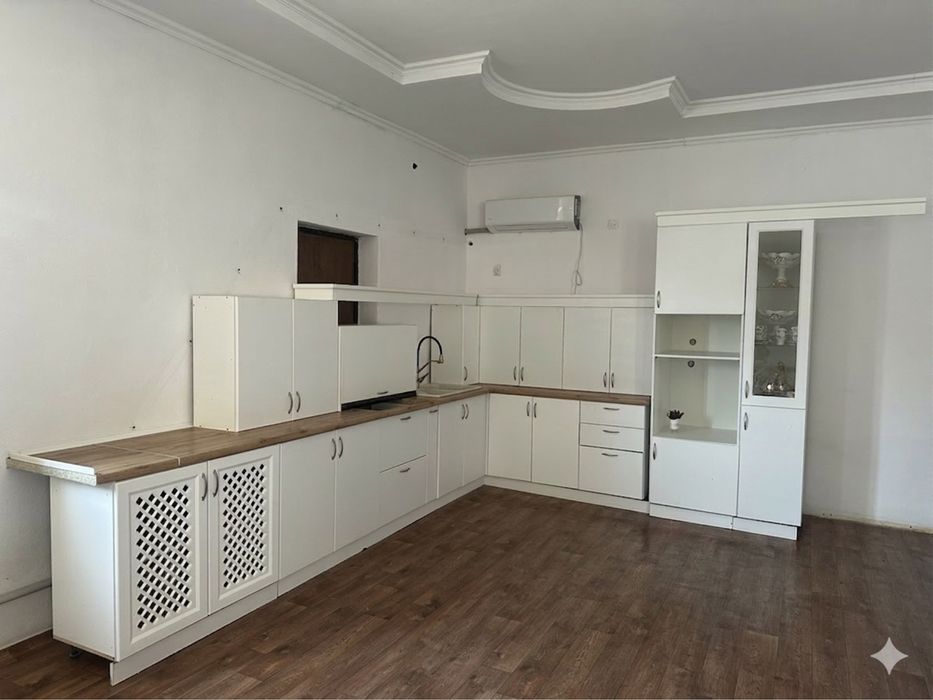 Продается Кухонный гарнитур