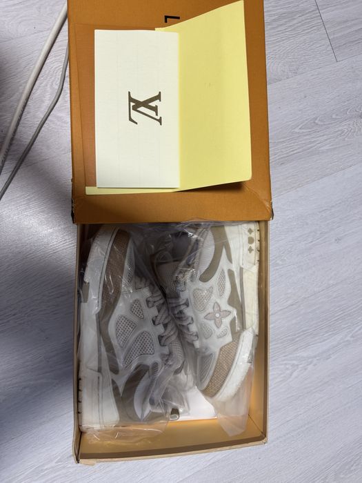 Louis Vuitton LV Archlight Sneakers Cream/Beige
