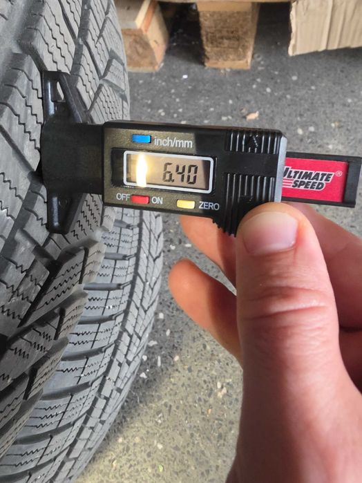 Зимни гуми Hankook Winter I*cept Evo2 235/45/18