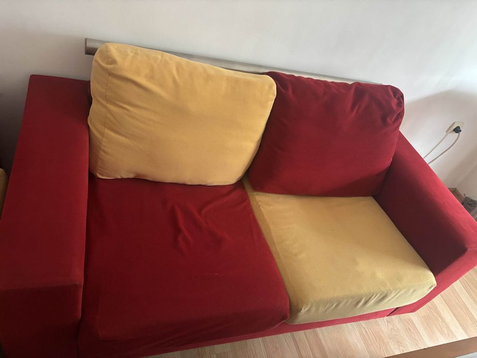 Разтегателен диван