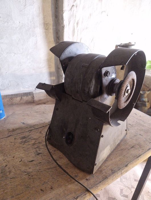 Продам наждак с диском