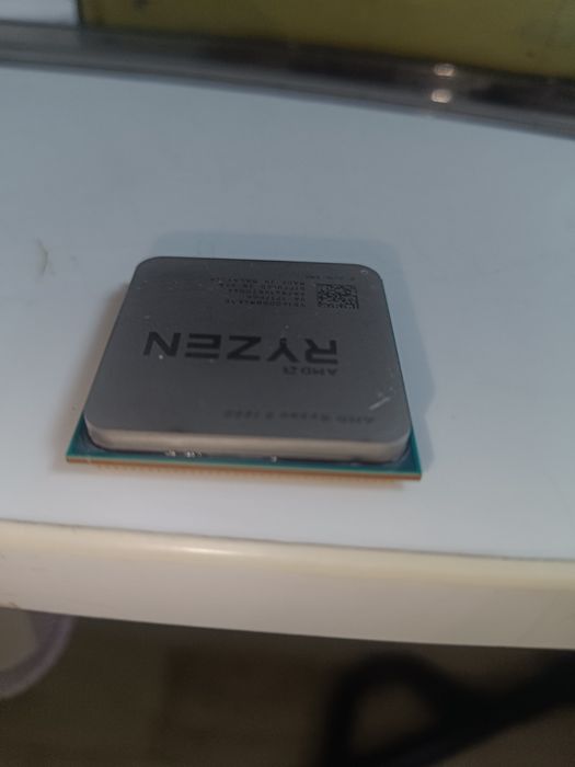 Процессор AMD Ryzen 5 1400