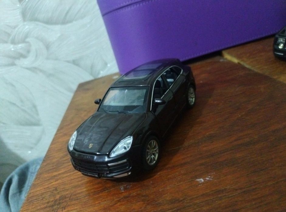 Продам игрушечные машинки