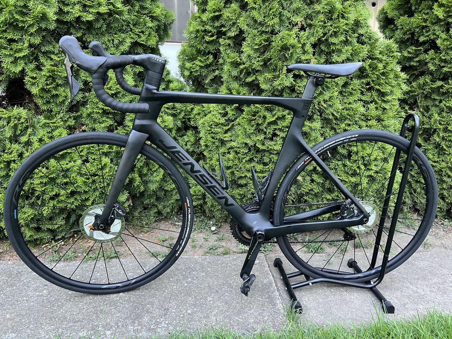 Bicicleta Cursiera Jensen Carbon 28” stare noua echipare Ultegra
