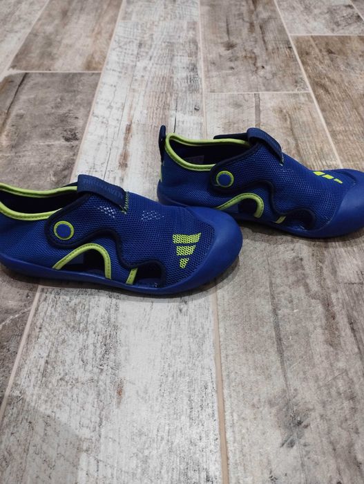 Детски маркови сандали Adidas