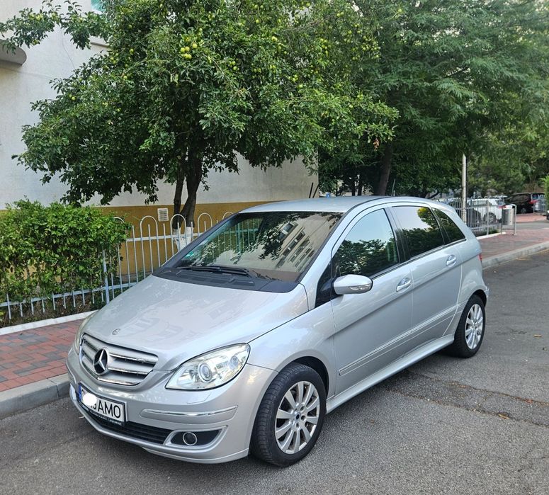 Mercedes B class