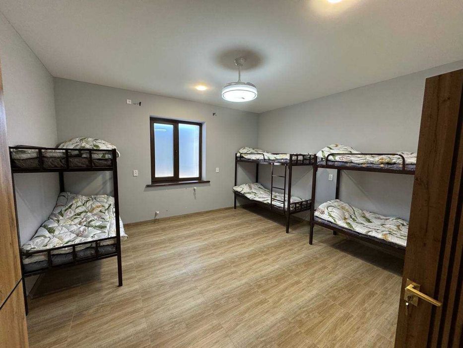 Talaba qizlar va Bollarga  joy bor